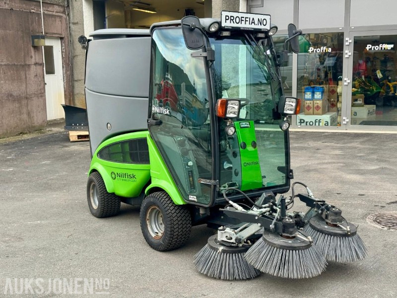 2016 Egholm City Ranger 2250 - Kostebil - Feiebil - Timer: 830 - Komunální/ Speciální technika: obrázek 3 2016 Egholm City Ranger 2250 - Kostebil - Feiebil - Timer: 830 - Komunální/ Speciální technika: obrázek 3