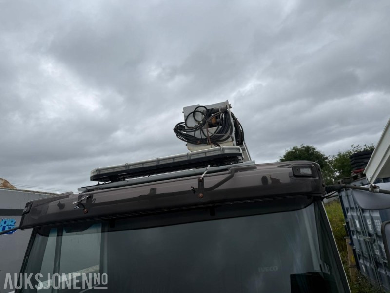 Iveco EuroCargo liftbil med kurv - 179 571 km - Webasto - Arbeidslys - Komunální/ Speciální technika: obrázek 5 Iveco EuroCargo liftbil med kurv - 179 571 km - Webasto - Arbeidslys - Komunální/ Speciální technika: obrázek 5