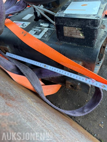 Kranbil Vinsj - ingen minstepris - Jeřáb: obrázek 3 Kranbil Vinsj - ingen minstepris - Jeřáb: obrázek 3