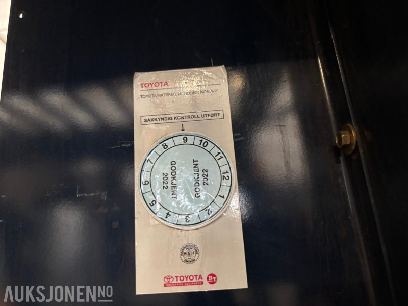 1993 Komatsu FD25T-11E dieseltruck - Manipulační technika: obrázek 5 1993 Komatsu FD25T-11E dieseltruck - Manipulační technika: obrázek 5