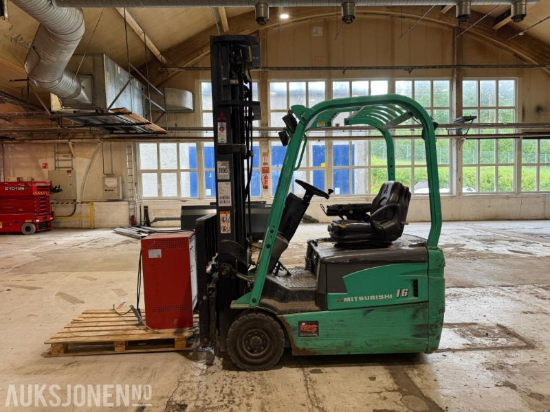 2006 Mitsubishi FB16NT gaffeltruck m/lader. - Manipulační technika: obrázek 3 2006 Mitsubishi FB16NT gaffeltruck m/lader. - Manipulační technika: obrázek 3