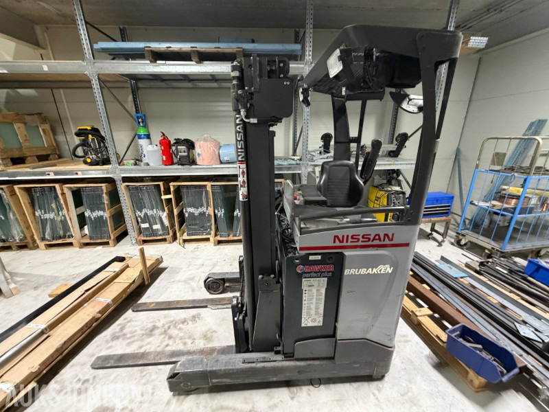 2013 Nissan UND140 Skyvemasttruck - 4,8m med batterilader - Manipulační technika: obrázek 4 2013 Nissan UND140 Skyvemasttruck - 4,8m med batterilader - Manipulační technika: obrázek 4