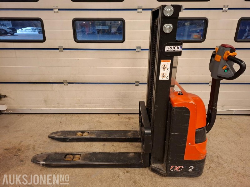 2019 Heli CDD12J - 1.2 tonns elektrisk pallestabler 2.0m LH - Manipulační technika: obrázek 4 2019 Heli CDD12J - 1.2 tonns elektrisk pallestabler 2.0m LH - Manipulační technika: obrázek 4