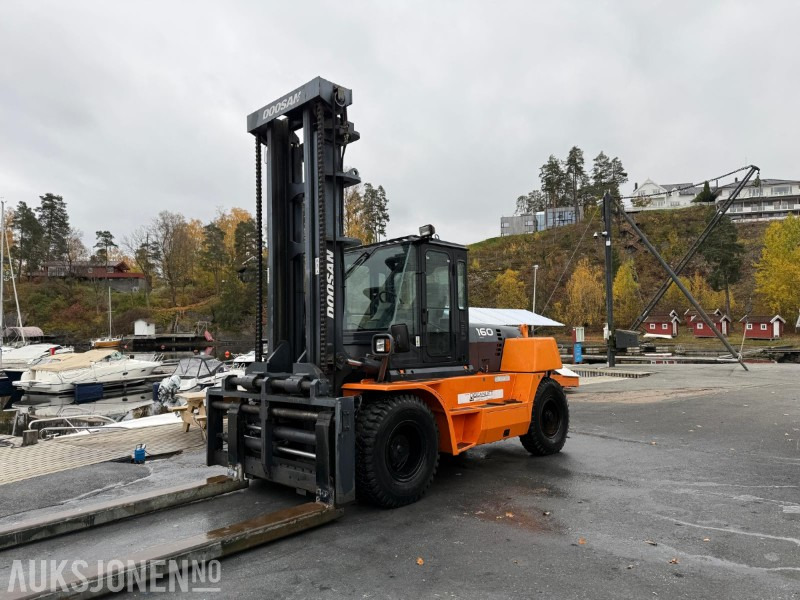 Doosan D160S-5 - gaffeltruck - 2008 - 867 timer - gaffel forlengere - Manipulační technika: obrázek 2 Doosan D160S-5 - gaffeltruck - 2008 - 867 timer - gaffel forlengere - Manipulační technika: obrázek 2