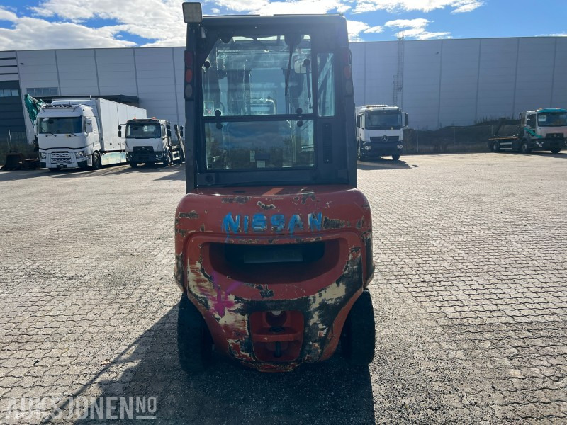Nissan E25 med 2500kg løfte kapasitet 3,3 m løfte høyde - Manipulační technika: obrázek 4 Nissan E25 med 2500kg løfte kapasitet 3,3 m løfte høyde - Manipulační technika: obrázek 4