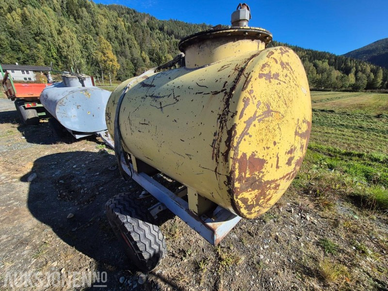 Mobil Dieseltank med hjulgang ca 1400 l - Stavební zařízení: obrázek 3 Mobil Dieseltank med hjulgang ca 1400 l - Stavební zařízení: obrázek 3