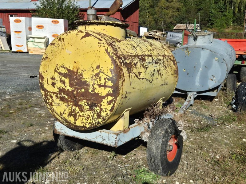 Mobil Dieseltank med hjulgang ca 1400 l - Stavební zařízení: obrázek 5 Mobil Dieseltank med hjulgang ca 1400 l - Stavební zařízení: obrázek 5