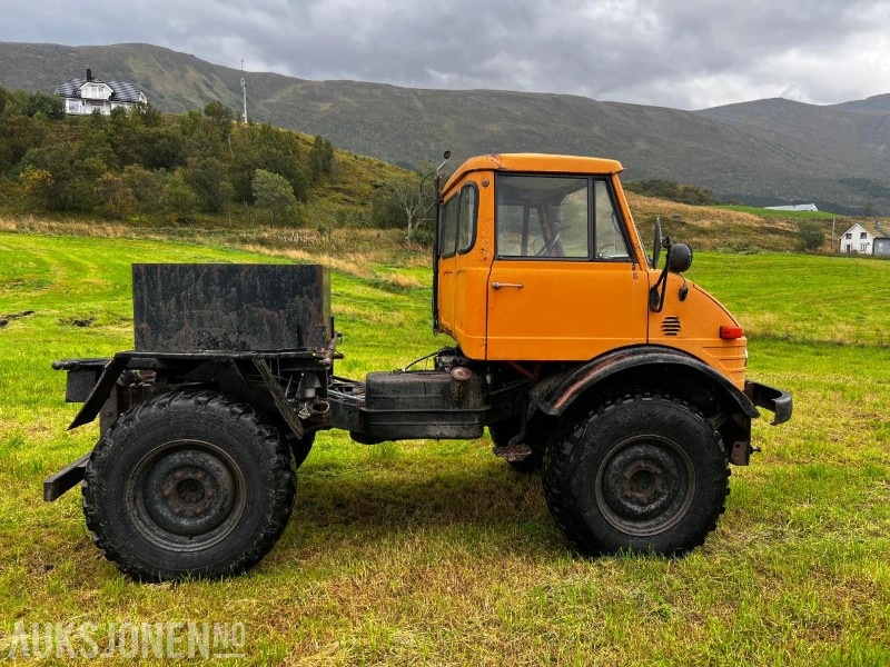 1976 Mercedes-Benz UNIMOG 406 PTO BRØYTEPLATE - Nákladní auto: obrázek 4 1976 Mercedes-Benz UNIMOG 406 PTO BRØYTEPLATE - Nákladní auto: obrázek 4