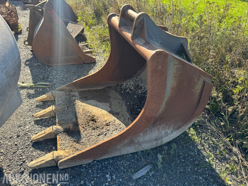 2006 Hako graveskuffe med tenner S60 feste - Příslušenství pro Stavební technika: obrázek 5 2006 Hako graveskuffe med tenner S60 feste - Příslušenství pro Stavební technika: obrázek 5