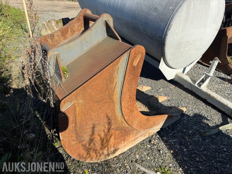 2006 Hako graveskuffe med tenner S60 feste - Příslušenství pro Stavební technika: obrázek 2 2006 Hako graveskuffe med tenner S60 feste - Příslušenství pro Stavební technika: obrázek 2