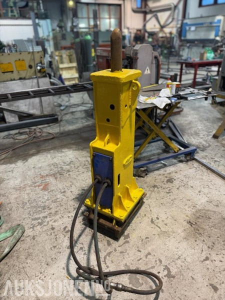 2008 JAB JB30 Pigghammer - S50 - Příslušenství pro Stavební technika: obrázek 1 2008 JAB JB30 Pigghammer - S50 - Příslušenství pro Stavební technika: obrázek 1