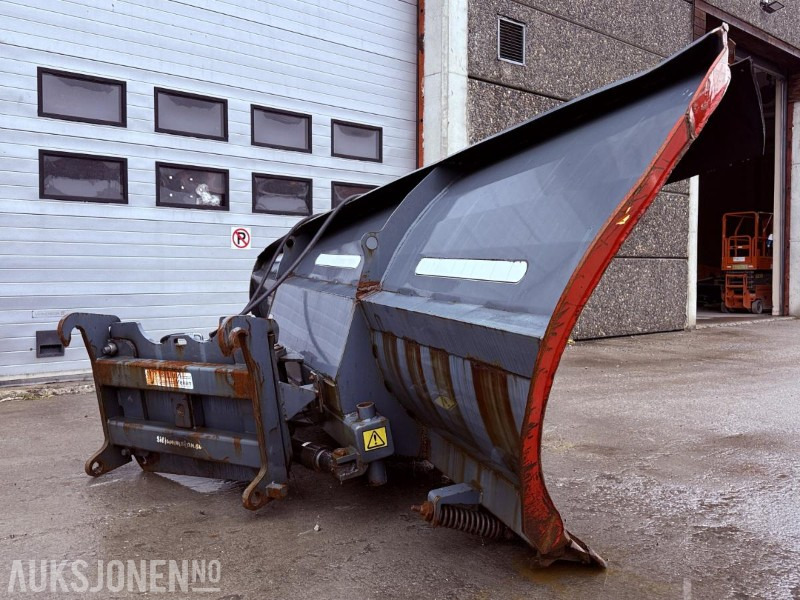 2011 Siljum Mekan Snøskjær Tornado 3700 KK - Volvo BM feste - Příslušenství pro Stavební technika: obrázek 4 2011 Siljum Mekan Snøskjær Tornado 3700 KK - Volvo BM feste - Příslušenství pro Stavební technika: obrázek 4