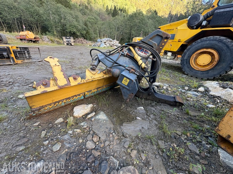 2016 Stark HT2800R Planeringsskjær / Høvler / Høvelskjær - Příslušenství pro Stavební technika: obrázek 2 2016 Stark HT2800R Planeringsskjær / Høvler / Høvelskjær - Příslušenství pro Stavební technika: obrázek 2