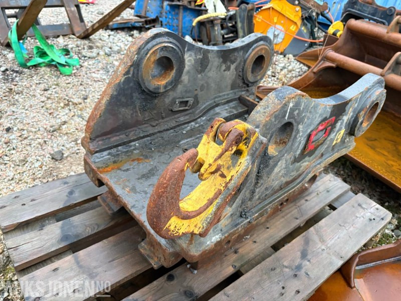 2017 Andre Gjerstad HK-feste G70 - Příslušenství pro Stavební technika: obrázek 2 2017 Andre Gjerstad HK-feste G70 - Příslušenství pro Stavební technika: obrázek 2