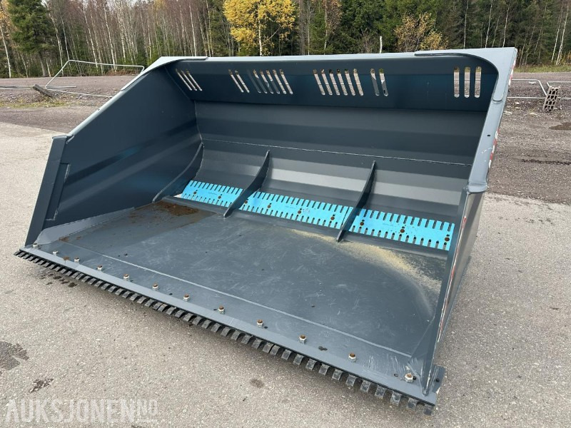 UBRUKT Siljum Isriverskuff 4,5m³ BM-feste - Příslušenství pro Stavební technika: obrázek 1 UBRUKT Siljum Isriverskuff 4,5m³ BM-feste - Příslušenství pro Stavební technika: obrázek 1