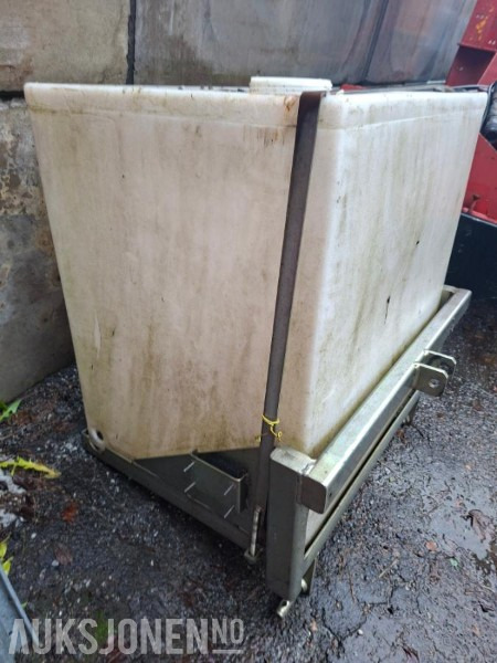 Vanntank til Wille - Příslušenství pro Stavební technika: obrázek 3 Vanntank til Wille - Příslušenství pro Stavební technika: obrázek 3