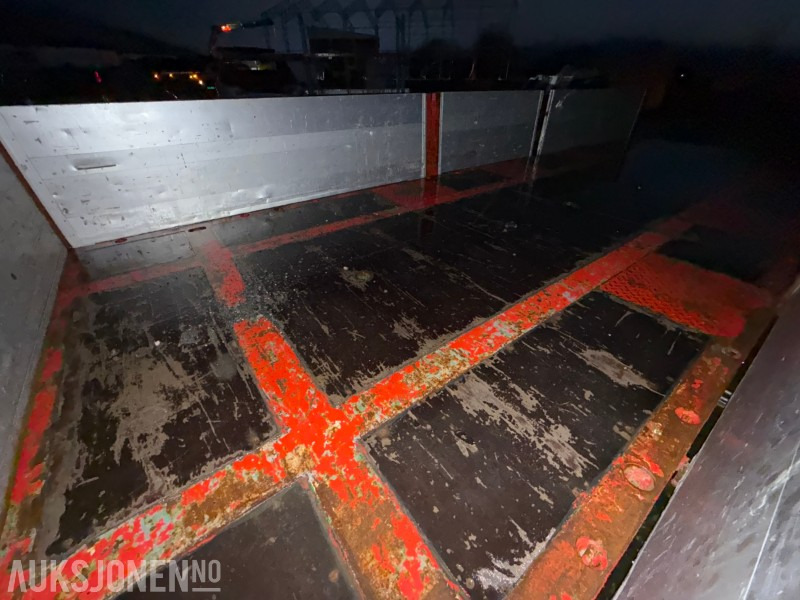 2005 Istrail Trippelkjerre - Planhenger med karmer - Přívěs: obrázek 4 2005 Istrail Trippelkjerre - Planhenger med karmer - Přívěs: obrázek 4