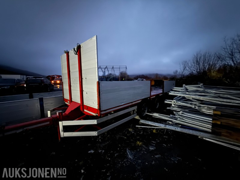 2005 Istrail Trippelkjerre - Planhenger med karmer - Přívěs: obrázek 1 2005 Istrail Trippelkjerre - Planhenger med karmer - Přívěs: obrázek 1