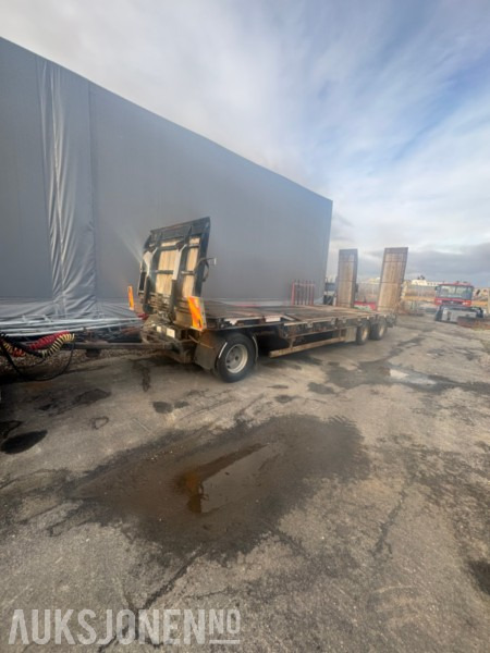 2012 McCauley Scanslep 3 akslet maskinhenger - Frontlem - Hyd. broer - Nylig EU - Nye dekk - Přívěs: obrázek 4 2012 McCauley Scanslep 3 akslet maskinhenger - Frontlem - Hyd. broer - Nylig EU - Nye dekk - Přívěs: obrázek 4