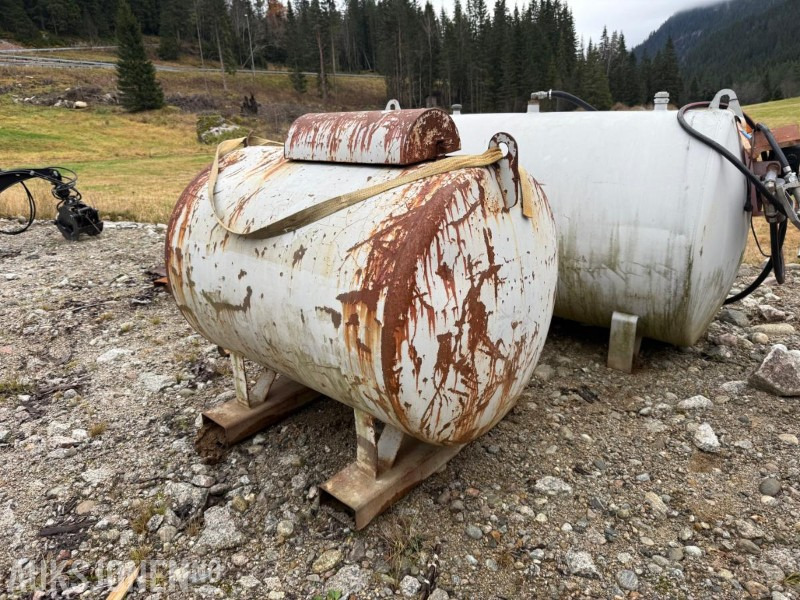 Sb dieseltank - Stavební zařízení: obrázek 1 Sb dieseltank - Stavební zařízení: obrázek 1