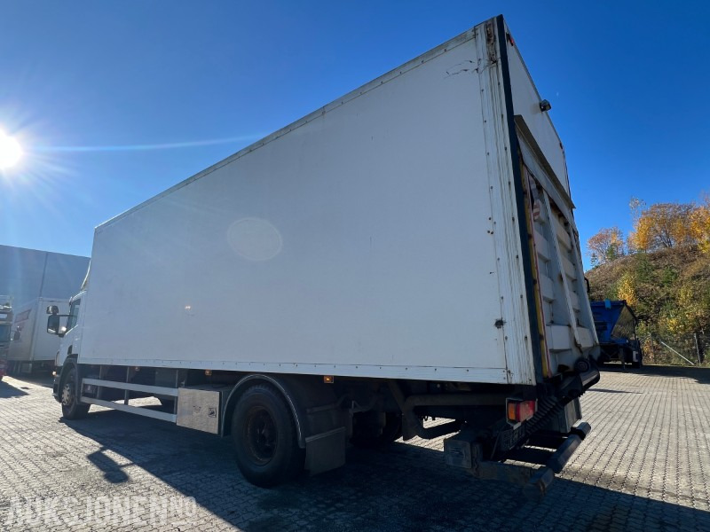 Scania P-280 - Skříňový nákladní auto: obrázek 3 Scania P-280 - Skříňový nákladní auto: obrázek 3