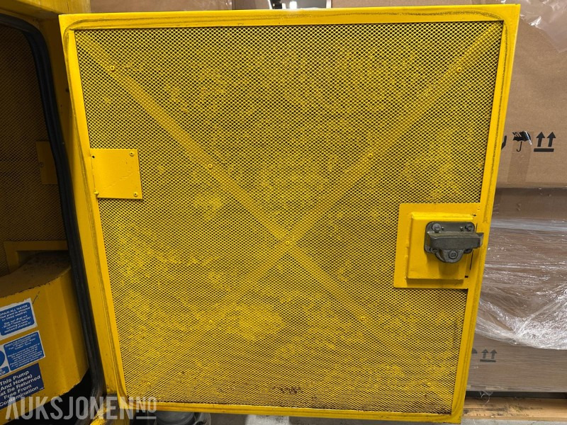 Selwood S100 dieselaggregat – 2006 – 8322 timer - støydempet kapsling - Stavební zařízení: obrázek 4 Selwood S100 dieselaggregat – 2006 – 8322 timer - støydempet kapsling - Stavební zařízení: obrázek 4