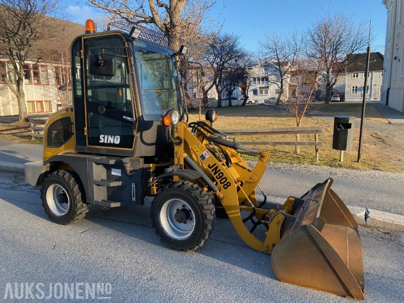 Sino 908 Hjullaster med skuffe og pallegaffler - Kolový nakladač: obrázek 3 Sino 908 Hjullaster med skuffe og pallegaffler - Kolový nakladač: obrázek 3