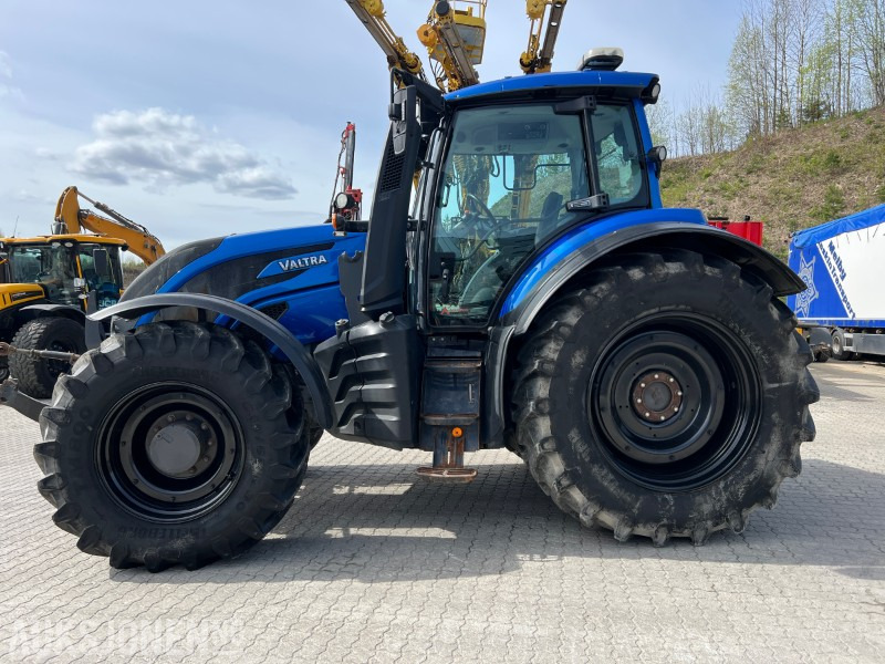Valtra T234 m/fronthydraulikk,pto og brøytefeste - Traktor: obrázek 3 Valtra T234 m/fronthydraulikk,pto og brøytefeste - Traktor: obrázek 3