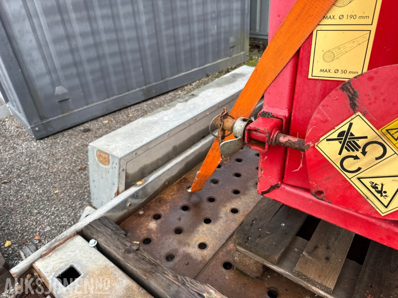 2001 Junkkari HJ200Gt Flishugger - Zemědělská technika: obrázek 5 2001 Junkkari HJ200Gt Flishugger - Zemědělská technika: obrázek 5