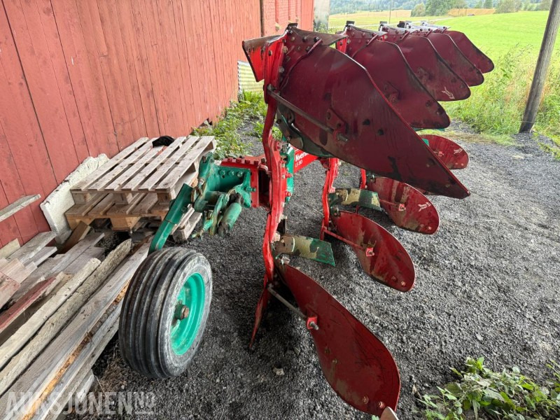 2001 Kverneland LS 80 Plog - Zemědělská technika: obrázek 3 2001 Kverneland LS 80 Plog - Zemědělská technika: obrázek 3