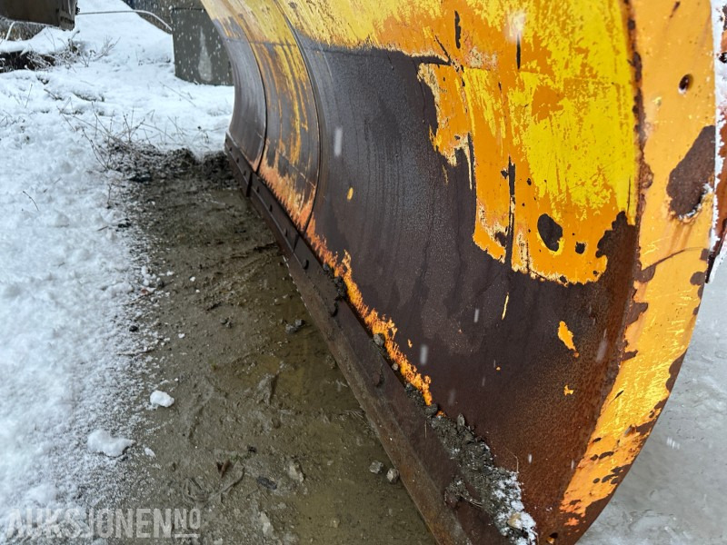 2002 SCHMIDT MS 33 Snøskjær - Zemědělská technika: obrázek 4 2002 SCHMIDT MS 33 Snøskjær - Zemědělská technika: obrázek 4