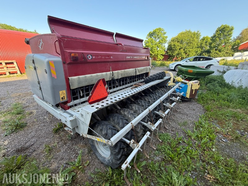 2007 Kongskilde Demeter Combiseed HT3000 S Såmaskin (Rep-Objekt) - Zemědělská technika: obrázek 4 2007 Kongskilde Demeter Combiseed HT3000 S Såmaskin (Rep-Objekt) - Zemědělská technika: obrázek 4
