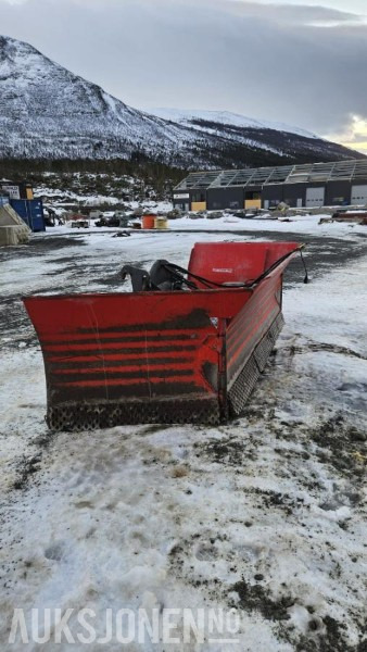 2011 Multiplog MP5000 - klappvinge skjær - Zemědělská technika: obrázek 2 2011 Multiplog MP5000 - klappvinge skjær - Zemědělská technika: obrázek 2