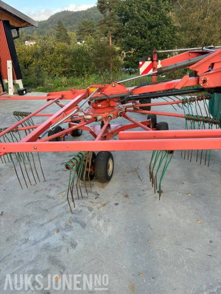 2012 Kverneland 9578C Rake - Zemědělská technika: obrázek 3 2012 Kverneland 9578C Rake - Zemědělská technika: obrázek 3