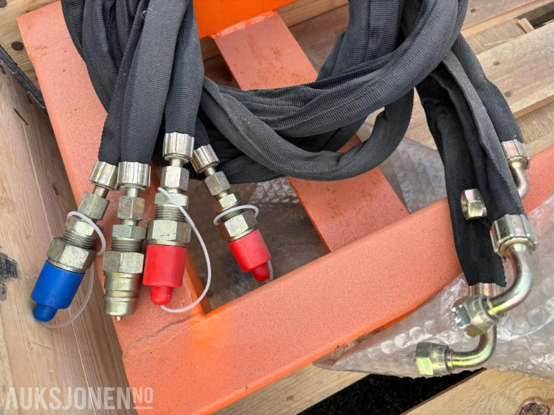 Zemědělská technika 2023 Tømmerklo til traktor LG200. TRIMA/SMS feste: obrázek 9 Zemědělská technika 2023 Tømmerklo til traktor LG200. TRIMA/SMS feste: obrázek 9