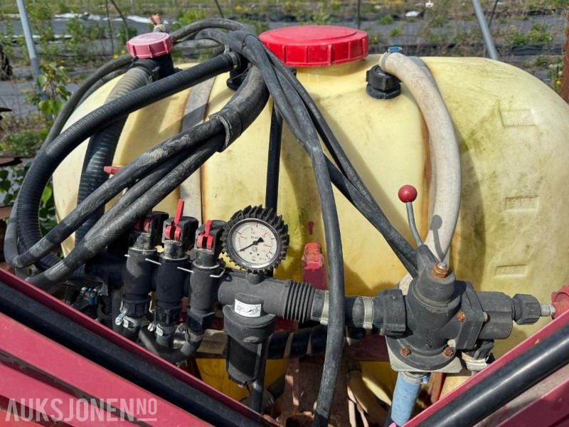 Hardi sprøytebom / 600L / Rep.objekt - Zemědělská technika: obrázek 5 Hardi sprøytebom / 600L / Rep.objekt - Zemědělská technika: obrázek 5