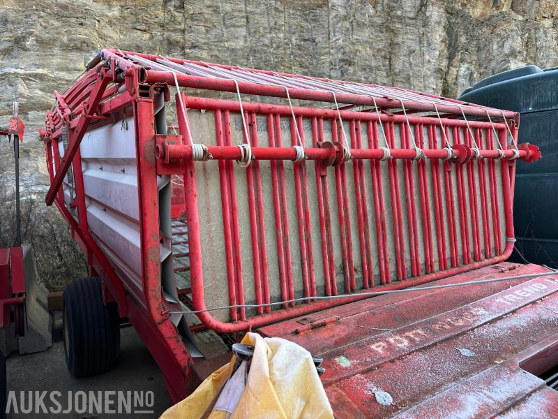 PÖTTINGER TREND 2 LESSEVOGN TIL TRAKTOR - Zemědělská technika: obrázek 4 PÖTTINGER TREND 2 LESSEVOGN TIL TRAKTOR - Zemědělská technika: obrázek 4