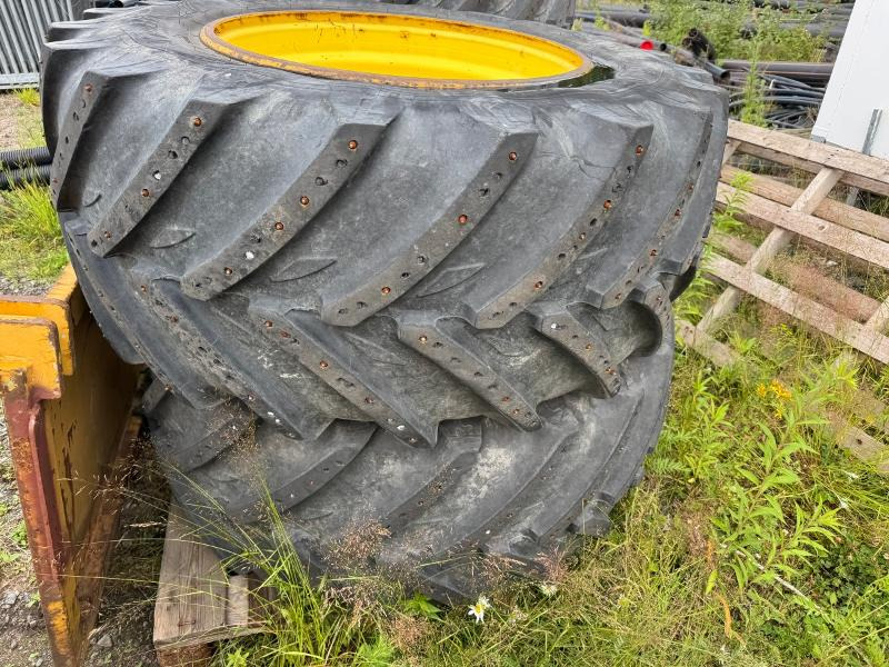 Traktor hjul - dekk Komplett hjulsett Michelin 650/60R38 og 540/60R28 - Zemědělská technika: obrázek 2 Traktor hjul - dekk Komplett hjulsett Michelin 650/60R38 og 540/60R28 - Zemědělská technika: obrázek 2
