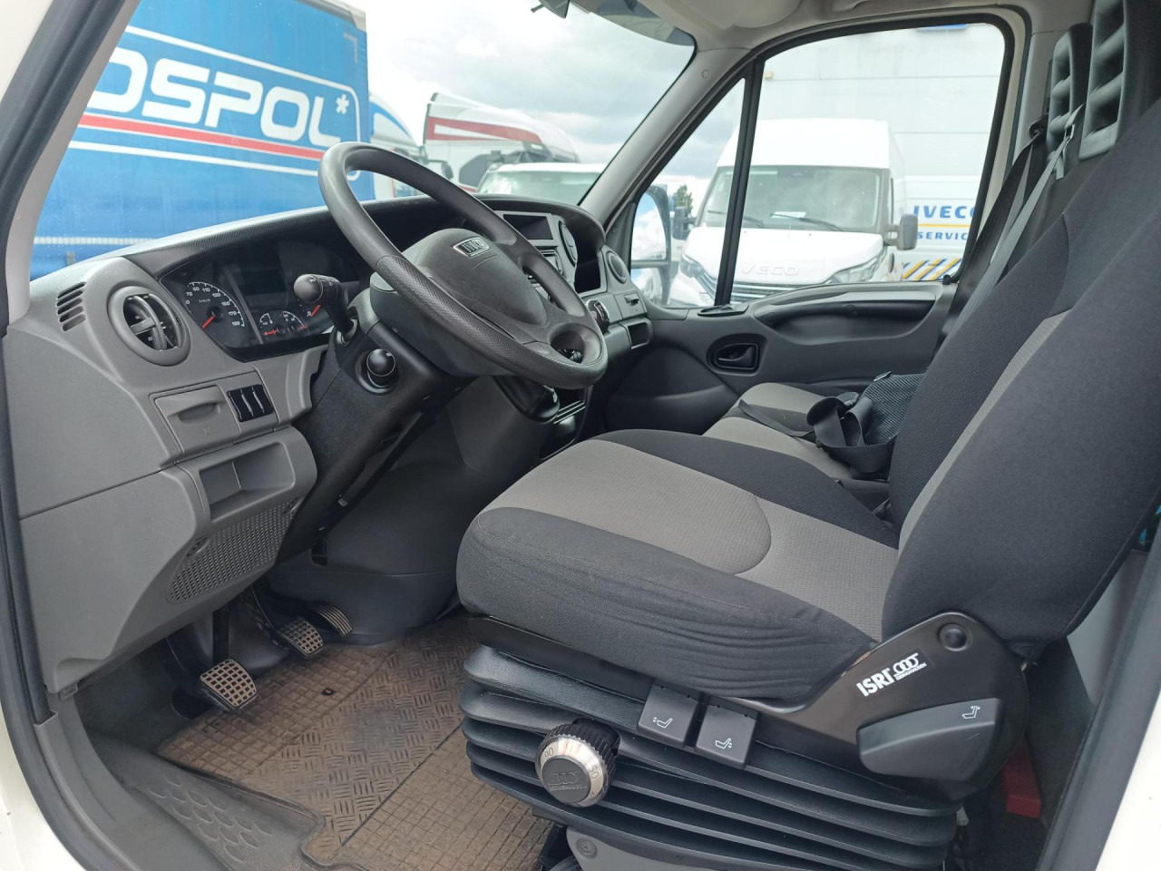 IVECO Daily nicht vorhanden - Dodávka skřín: obrázek 4 IVECO Daily nicht vorhanden - Dodávka skřín: obrázek 4