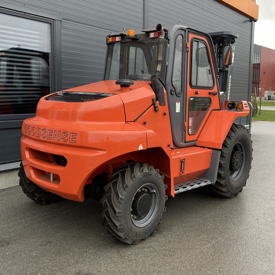 Goodsense RTD35 4WD - Vysokozdvižný vozík terénní: obrázek 3 Goodsense RTD35 4WD - Vysokozdvižný vozík terénní: obrázek 3