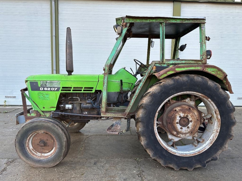 Deutz D6207 - Traktor: obrázek 2 Deutz D6207 - Traktor: obrázek 2