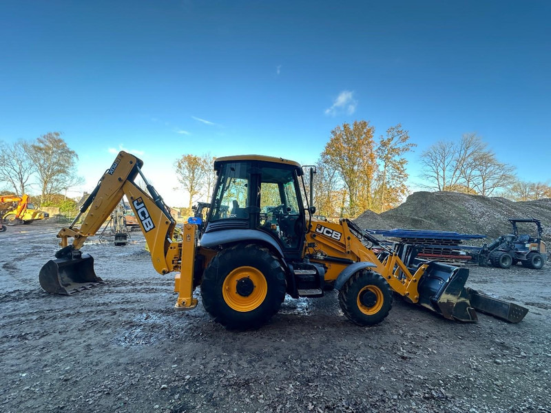 JCB 3CX 14 Excellent condition - LOW Hours - 3 digging buckets - Rýpadlo-nakladač: obrázek 5 JCB 3CX 14 Excellent condition - LOW Hours - 3 digging buckets - Rýpadlo-nakladač: obrázek 5