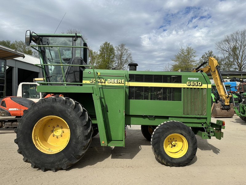 John Deere 6650 FOR PARTS - Sklízecí řezačka: obrázek 2 John Deere 6650 FOR PARTS - Sklízecí řezačka: obrázek 2