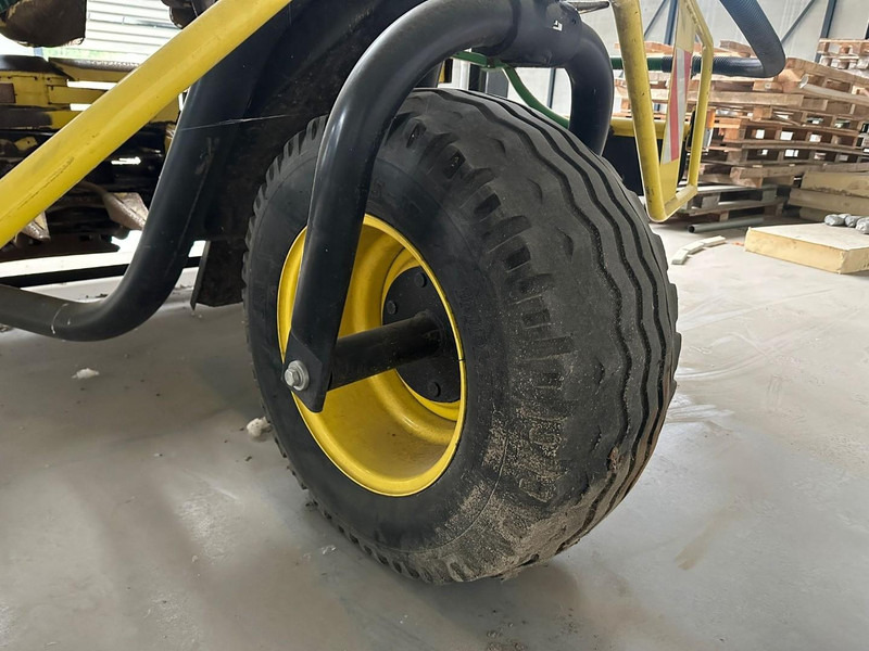Kemper 390 CORN HEADER | 12 ROW | FRONT WHEEL - Sklízecí řezačka: obrázek 4 Kemper 390 CORN HEADER | 12 ROW | FRONT WHEEL - Sklízecí řezačka: obrázek 4