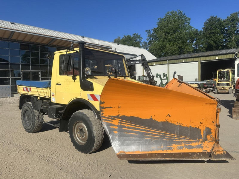 Mercedes-Benz Unimog U 1000 32.883km // ORIGINAL MILEAGE - Vozidlo pro zimní údržbu: obrázek 2 Mercedes-Benz Unimog U 1000 32.883km // ORIGINAL MILEAGE - Vozidlo pro zimní údržbu: obrázek 2
