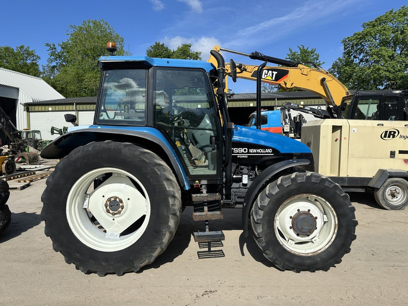 New Holland TS 90 - Traktor: obrázek 5 New Holland TS 90 - Traktor: obrázek 5