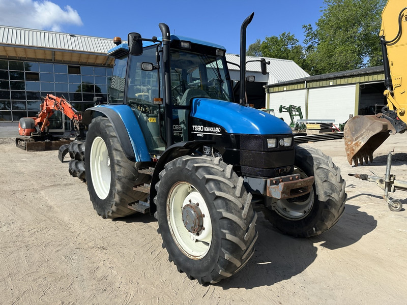 New Holland TS 90 - Traktor: obrázek 3 New Holland TS 90 - Traktor: obrázek 3