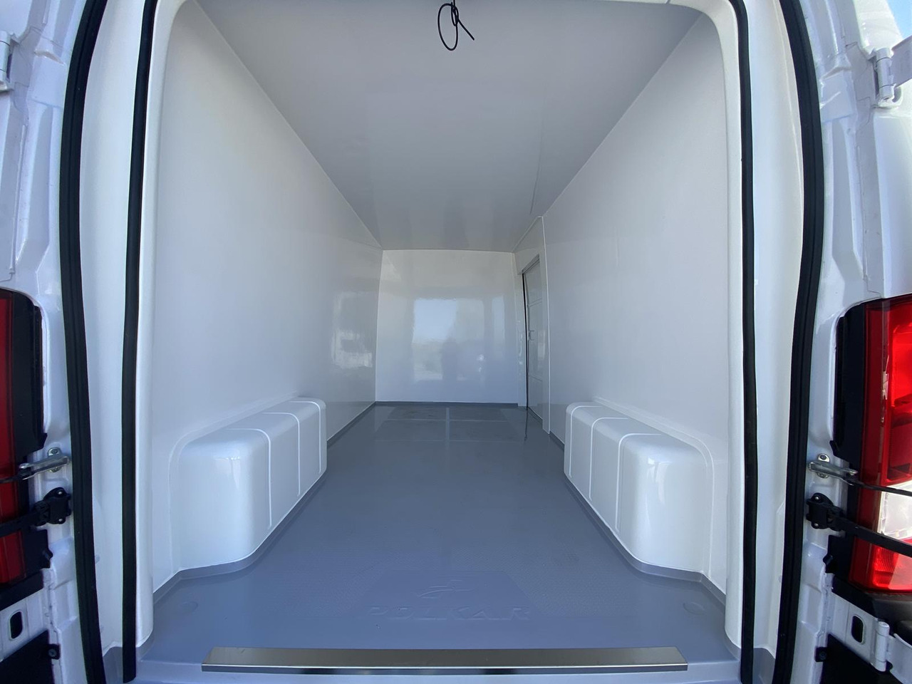 FIAT DUCATO L3H2 140PS | TIEFKÜHLFAHRZEUG -20C + KONVEKTA TK 4022 12V-230V - Chladící dodávka: obrázek 4 FIAT DUCATO L3H2 140PS | TIEFKÜHLFAHRZEUG -20C + KONVEKTA TK 4022 12V-230V - Chladící dodávka: obrázek 4