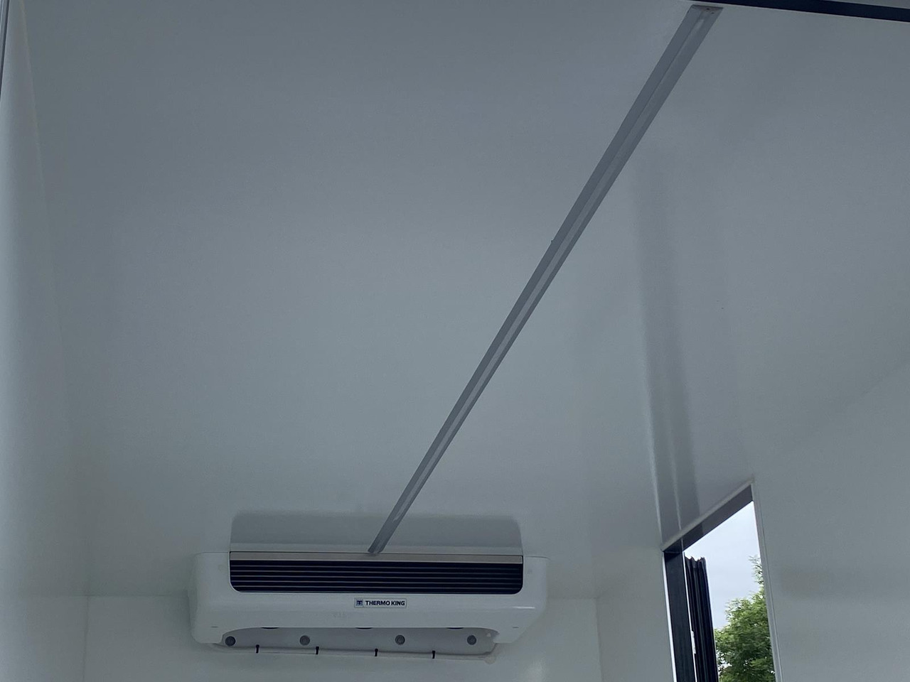 Nový Chladící dodávka MAN TGE 3.180 TIEFKÜHLKOFFER ATP -20C 4100mm: obrázek 15 Nový Chladící dodávka MAN TGE 3.180 TIEFKÜHLKOFFER ATP -20C 4100mm: obrázek 15