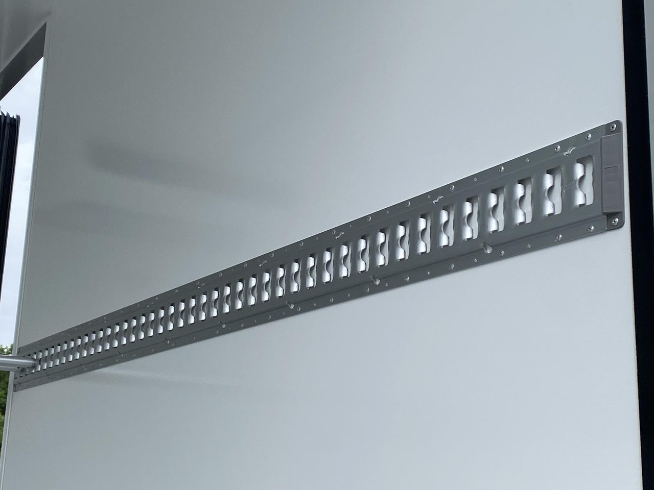 Nový Chladící dodávka MAN TGE 3.180 TIEFKÜHLKOFFER ATP -20C 4100mm: obrázek 12 Nový Chladící dodávka MAN TGE 3.180 TIEFKÜHLKOFFER ATP -20C 4100mm: obrázek 12